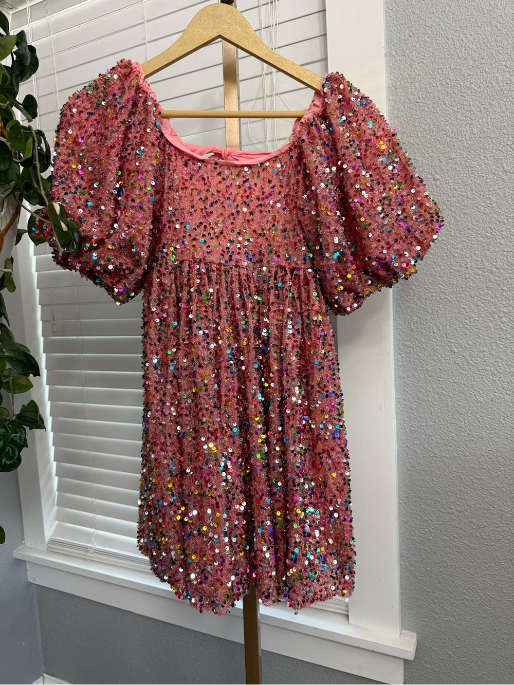 Lola + the boys Strawberry Birthday Cake Sequin Dress Size 6